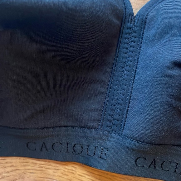 CACIQUE bundle of 2 bras - lightly lined, no wire size 44DD - Picture 3 of 12